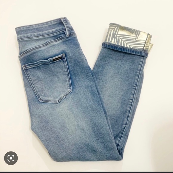 White House Black Market Other - Slim crop WHBM